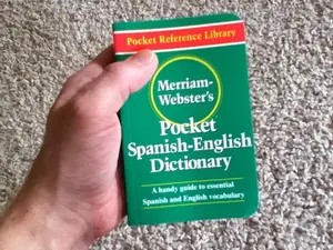 Merriam-Webster's Pocket Spanish-English Dictionary, Newest Edition, (Flexible Paperback)