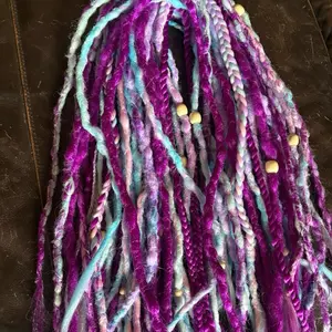 Set of 30 DE - Colorful Item as shown in the Image