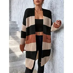 A large-size women's color block waffle medium and long knitted cardigan, Casual Loose Cardigan, suitable for autumn and winter, suitable for American retro style, daily casual style and other styles, it is a combination of texture and comfort.