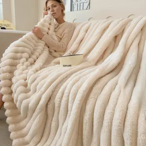 1 piece 400gs thick solid color striped warm fleece blanket, Fluffy blanket, Throw blanket, suitable for bedroom decoration, all seasons, gift, comfortable soft women's blanket, machine washable, modern style, Christmas, Halloween fleece