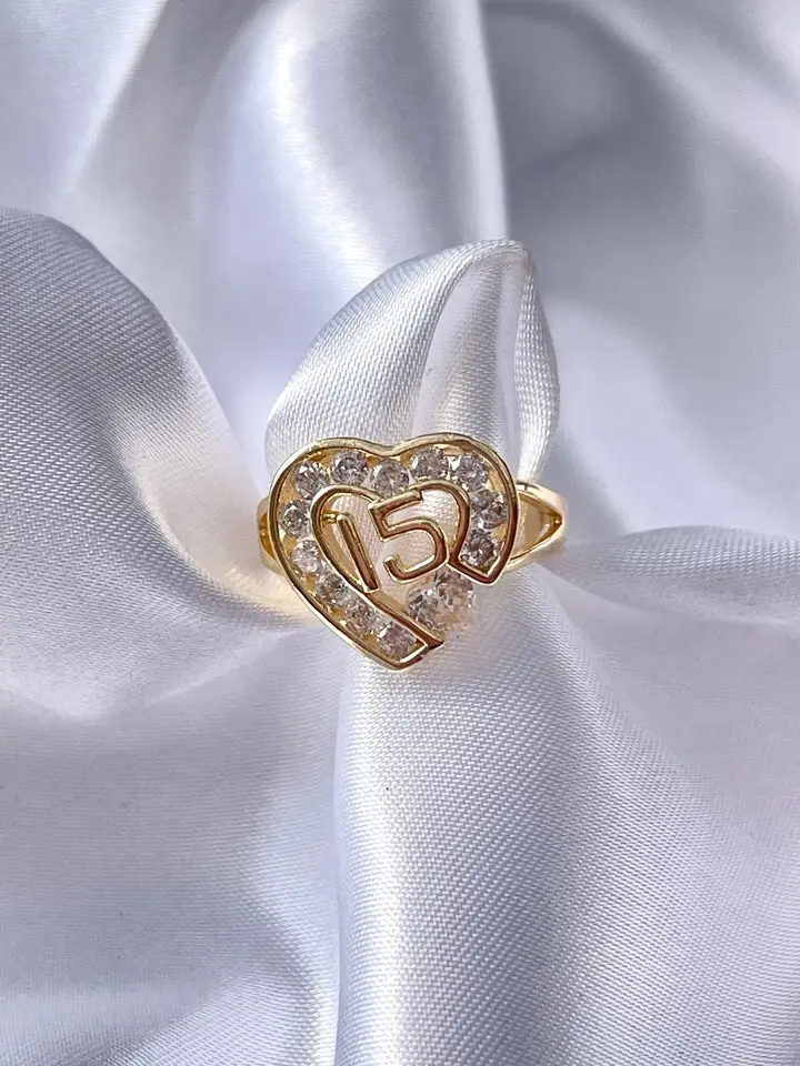 15 Quinceañera Ring (Size 5,6,7,8,9)