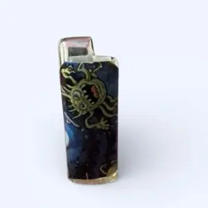 Medium lighter holder