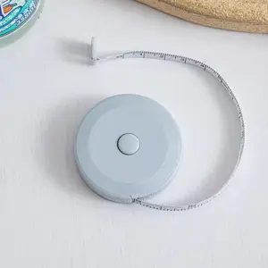 150.1cm Extendable Tape Measure, Dual-Sided Scale, Locking Function, Ideal for Sewing, Design, Body Measurement, DIY Projects