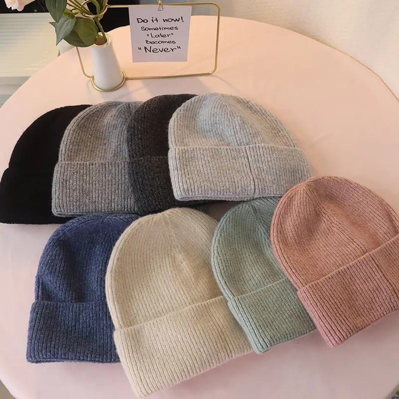 Cashmere blended brim hat is soft, lightweight and warm. Winter ribbed flanged and cuffless knitted brim hat