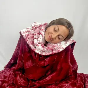 Merlot Snow Owl & Merlot Hide 61x72 X-Wide Double Minky Large Blanket