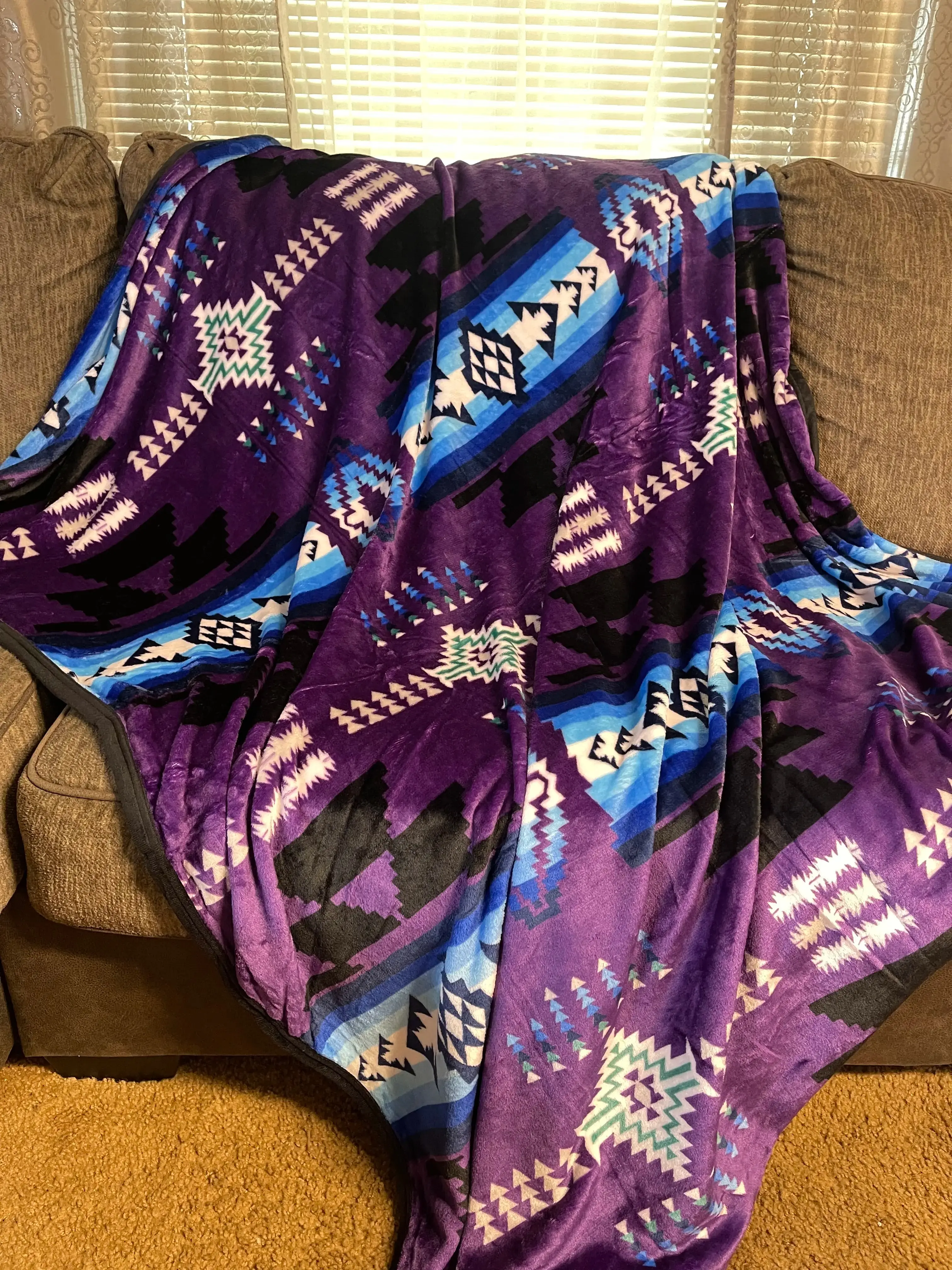 Southwestern Geometric Polyester Throw Blanket - Aztec-Inspired Tribal Pattern, Colorful Bohemian Vibe Flat Weave, Multi-Functional Home Décor for Sofa, Soft Cozy Lightweight All-Season, Single-Sided Print, No Raised Stitched Seams