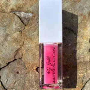 Come to me manifesting lipgloss