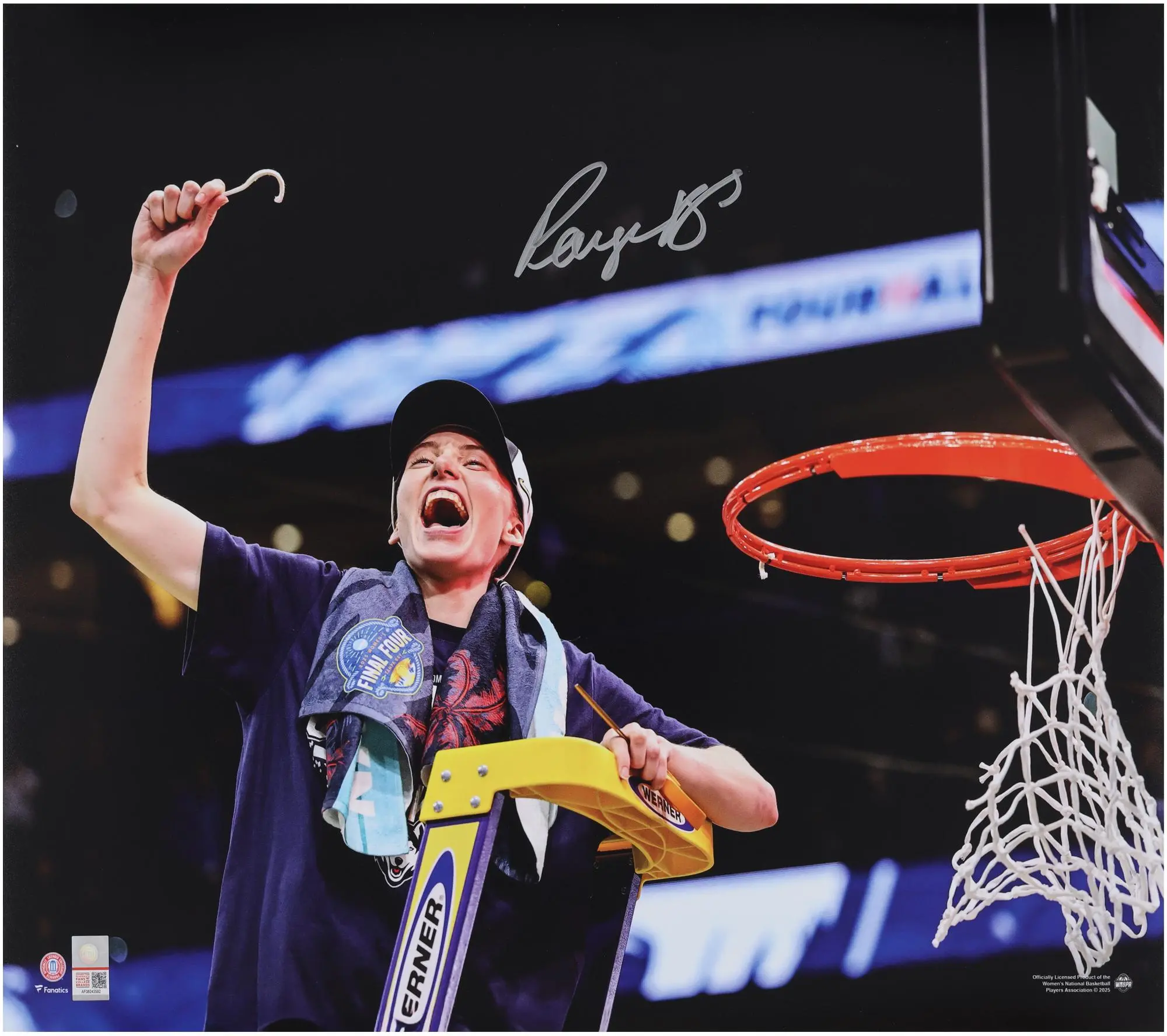 Paige Bueckers UConn Huskies Autographed 16" x 20" Net Cutting Photograph - Fanatics Authentic Certified