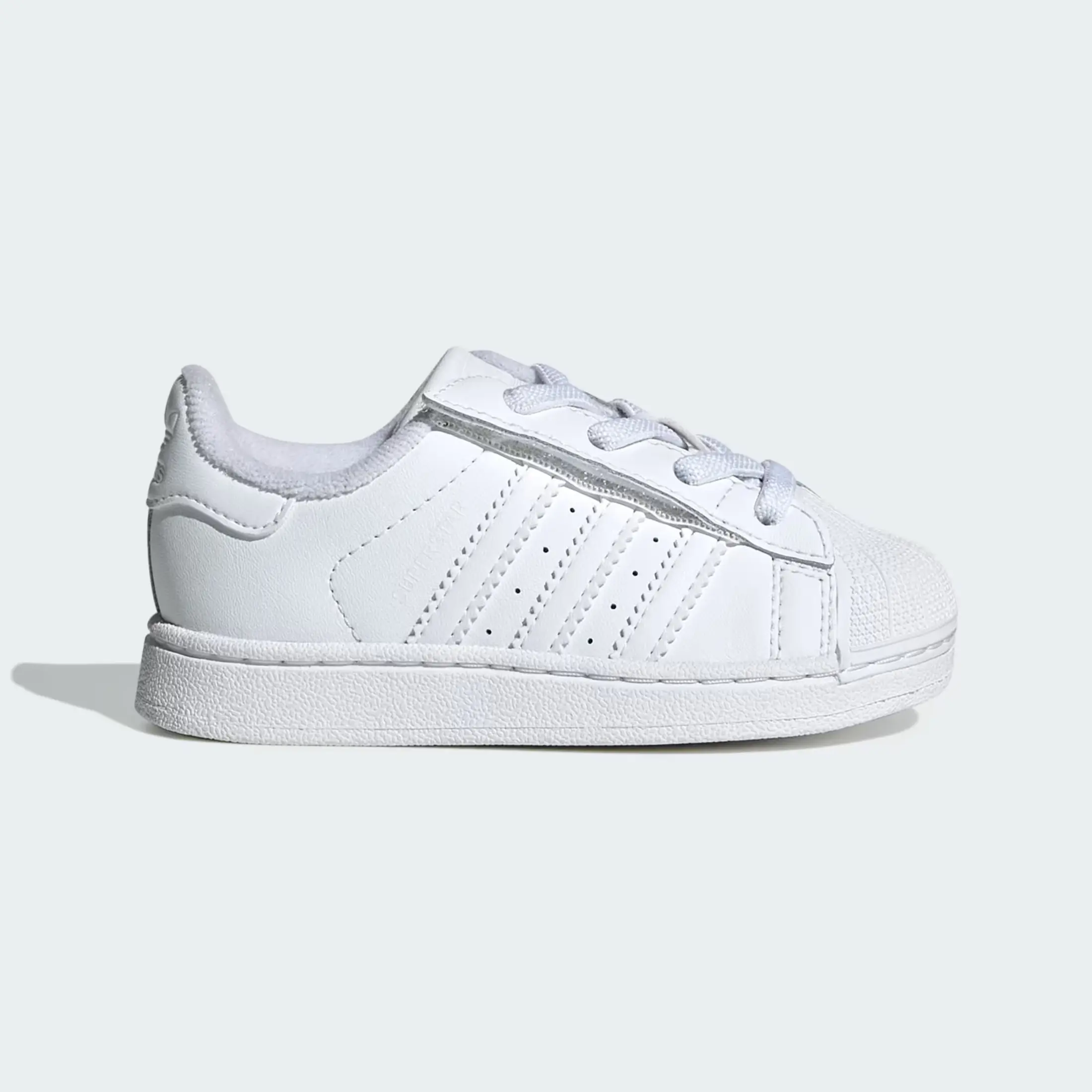 Adidas 2000 - TikTok Shop
