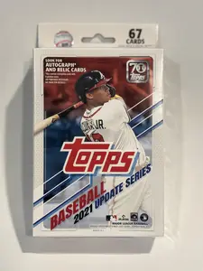 2021 Topps Baseball Update Series Hanger Box