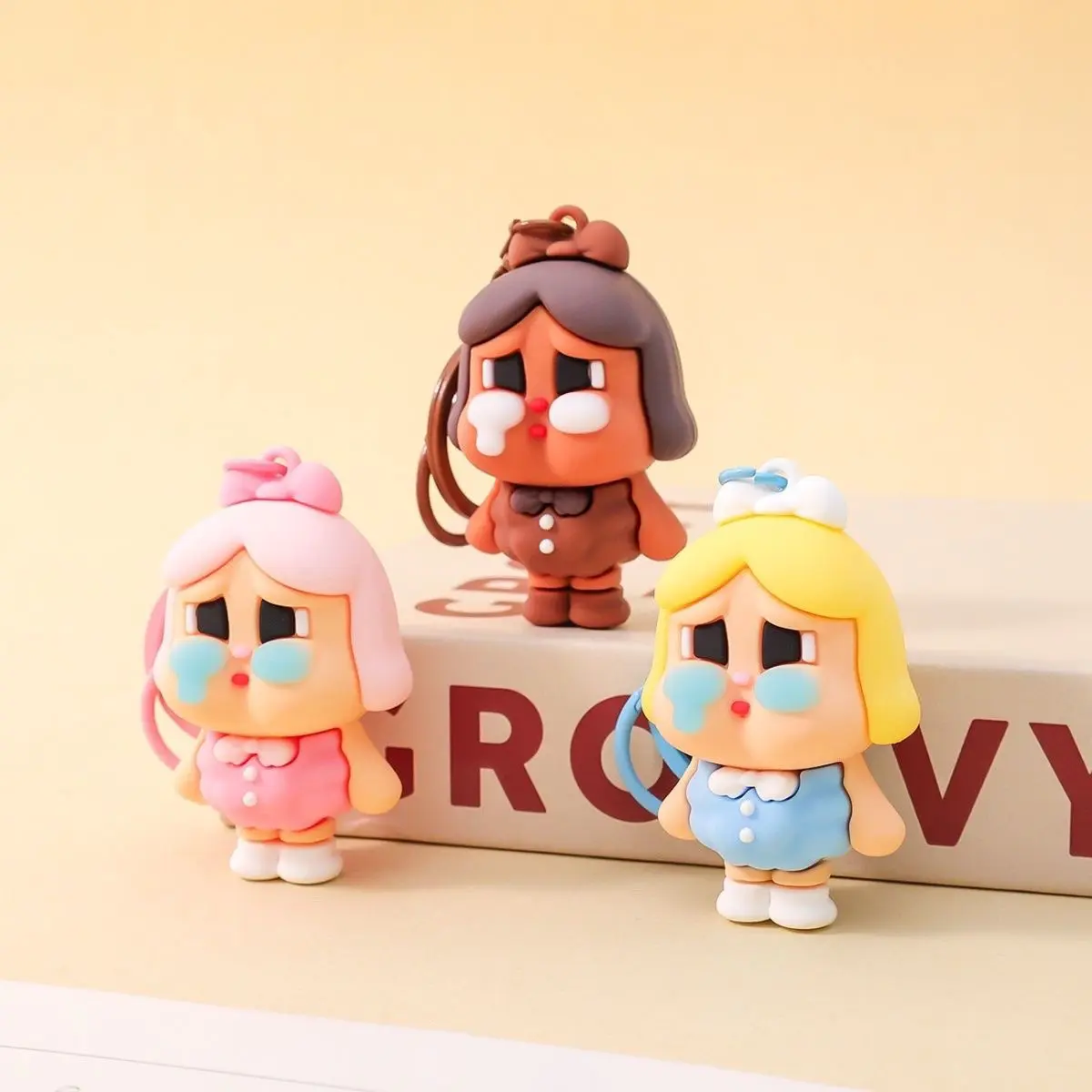 Baby Cry keychain，Cute soft plastic cartoon doll car doll key chain fashion gift bag pendant