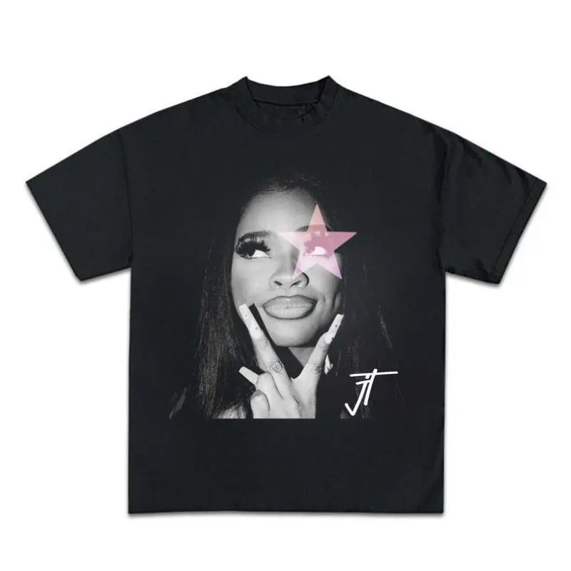 black pink blouse A black sleeveless blouse with a black pink blouse A black sleeveless blouse with a