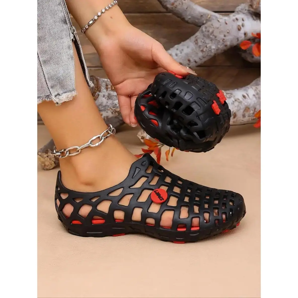 VibeSteps Women's Fashionable Hollow Out Design Slip on Sandals, Casual Comfortable Breathable Sandals for Summer, Lightweight Breathable Shoes for Daily Wear, Girl, Rubber Sandals
