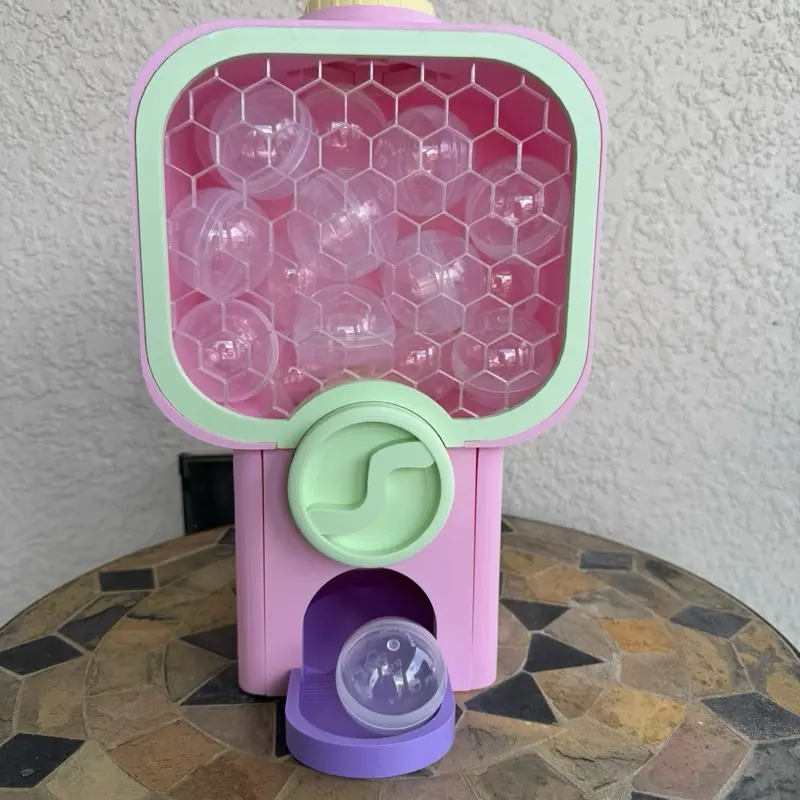 Vending machine toys