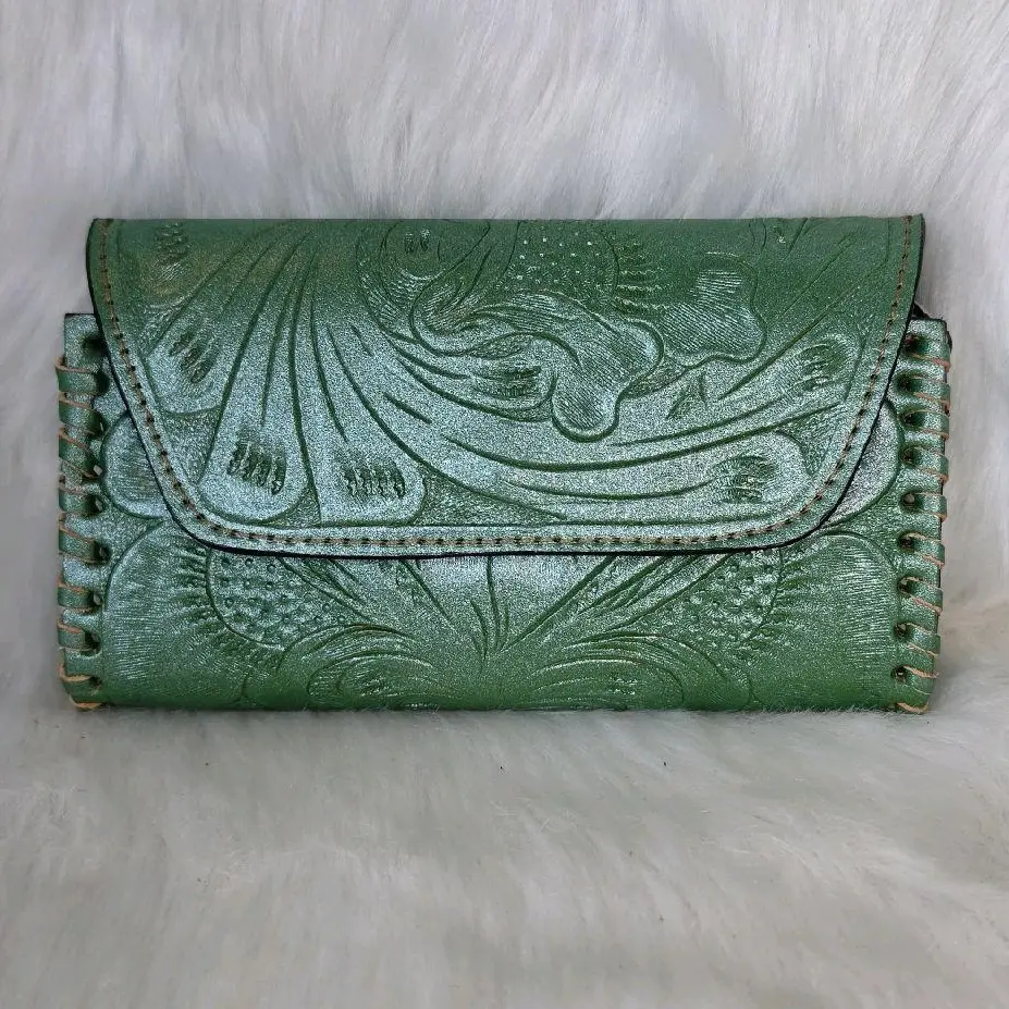 Small Crossbody Wallet Bag with Wristlet