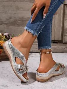 Summer New Silver Color Sequined Flower Sandals, Hollow Out Casual Outdoor Slippers for Women, Above Ankle Below Knee Height