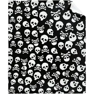 Skull And Crossbones Jolly Roger Pattern Flannel Cooling Blanket - Soft, Cozy Home Textile for Bedroom, Sofa - Ideal for Gothic Pirate Fans, Perfect Gift