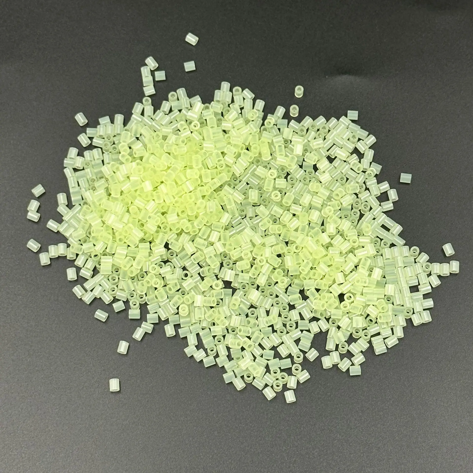 [R19]1000 pieces in bag/2.6mm beads