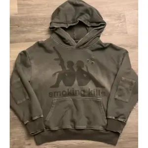 The 2025 new letter hoodie, an American nostalgic retro washed grey hooded casual hoodie, is trendy and loose Green Menswear