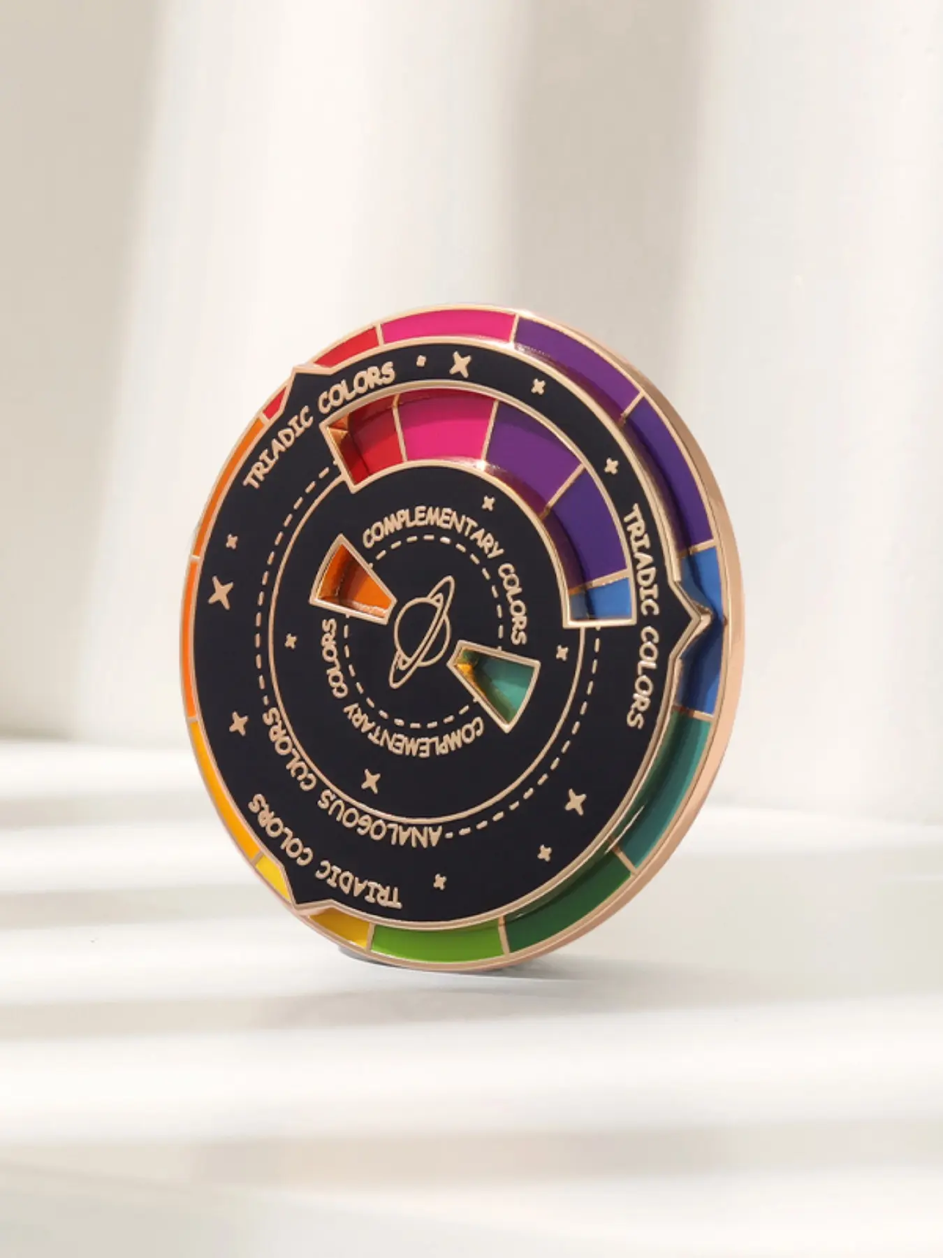Color Magician Badge Enamel Pin, Round Rotating 12-Color Ring Design, Artistic Inspiration Tool, Artist Color Mixing Practice Accessory, Durable Metal Pins