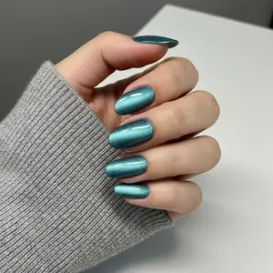 Shiny Nail Product with Glossy Finish for Elegant Look Versatile Use for Daily or Special Occasions