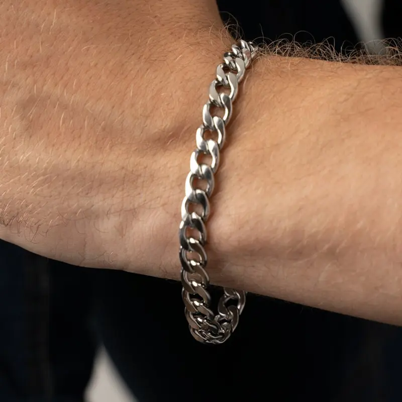 Men's 5mm Classic Cuban-Style Bracelet, Sturdy Polished Stainless Steel for Daily Use, Geometric Links Everyday Wear Bracelet & Bangle (20cm, 22cm), Sturdy Steel For Daily Use, Cuban Style Bracelets & Bangles