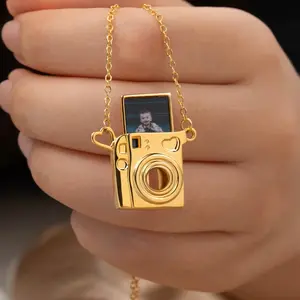 Photography Camera Necklace with Personalized Photo Projection Pendant | Unique Memory Keepsake Jewelry Gift for Photographers, Couples, Family & Friends | Hidden Photo Locket Style Pendant Necklace Perfect for Birthday, Anniversary, or Special Occasions