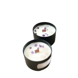 Discover the perfect balance of Love & Harmony with this essential oil candle infused with rosemary and peppermint.