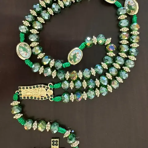 Rosary Saint Jude Virgin Mary Green Crystal Beaded Catholic Necklace, Cross Necklaces, Cross Design Pendant, Spiritual Pendant, Protection Blessing Charm, Handmade Religious Jewelry Gift for Men & Women, Car Hanging Ornament for Christmas #GLOBAL PICKS
