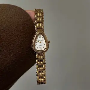 Women's Snake Chain Quartz Watch, High-End Cold Style, Suitable for Daily Wear and Special Occasions, Perfect Gift for Women