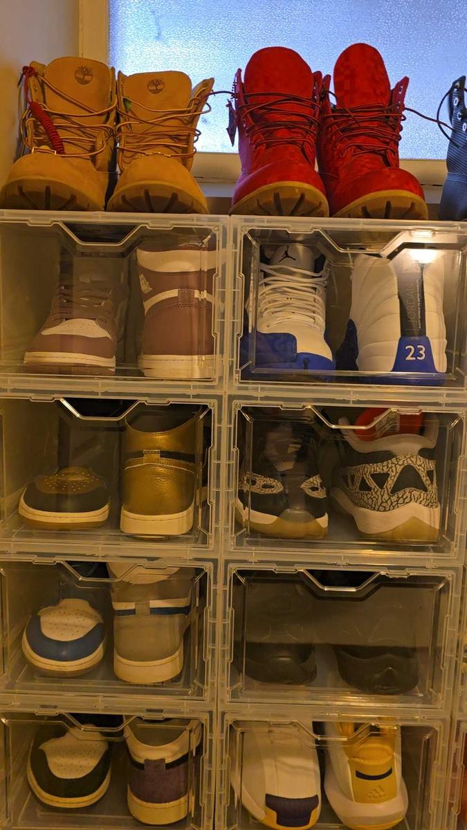 Item: White, 12 Pack