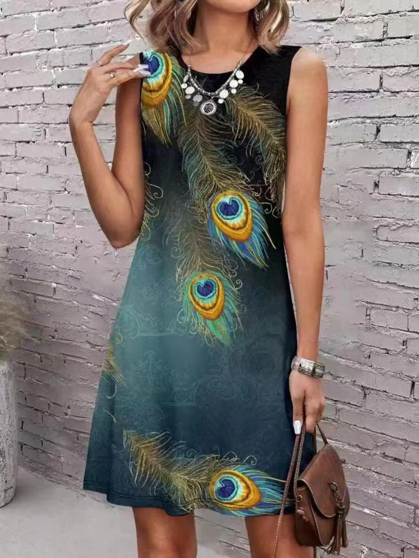 Women's Peacock Feather Print Short Sleeve Round Neck Dress, Elegant Fitted Design, All Seasons Wear, Perfect for Casual and Stylish, Womenswear