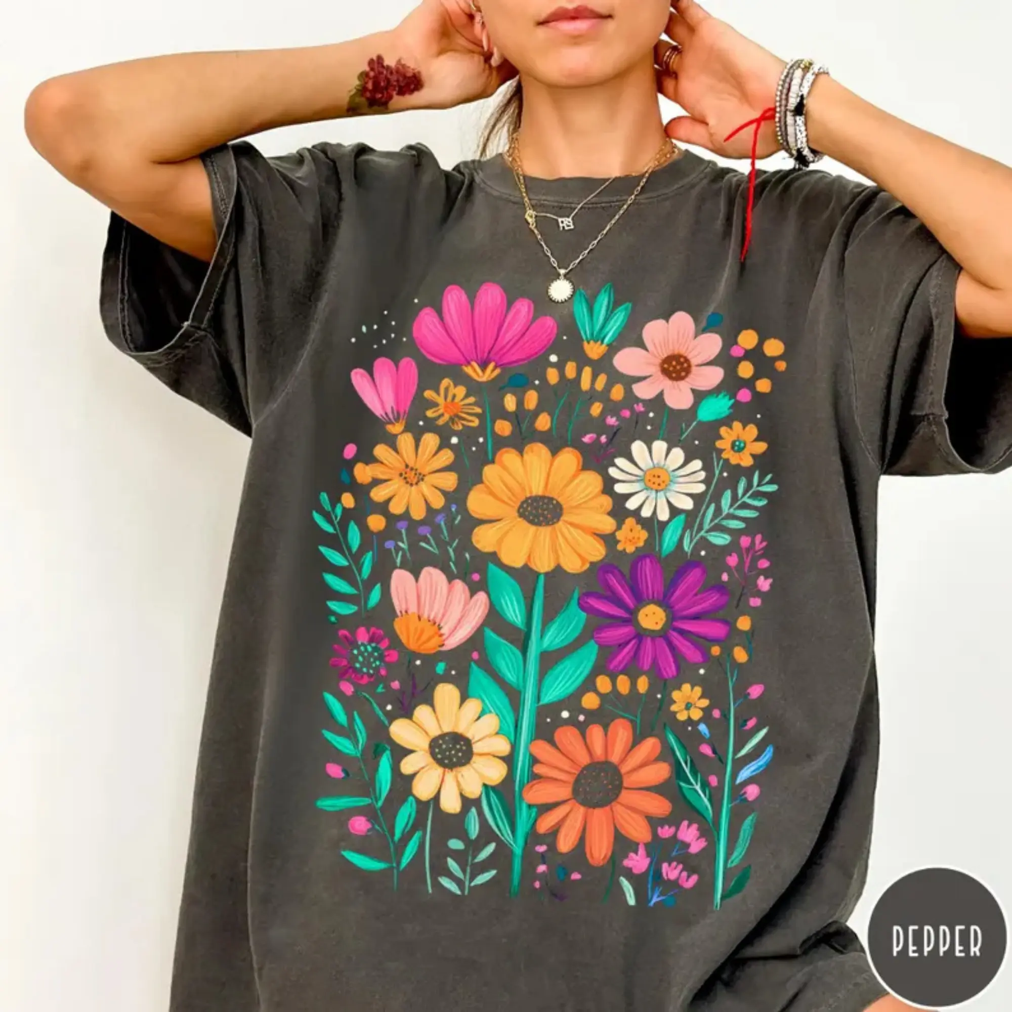 Boho Summer Floral Comfort Colors Shirt, Retro Spring Flowers Tshirt, Summer Vibes Shirt, Wildflowers Graphic Tee, Summer Flowers Aesthetic