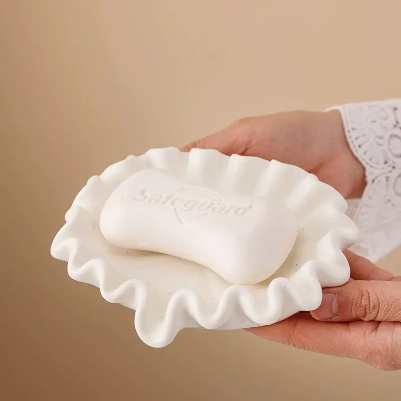 Creative No-Drill Soap Dish Holder, Soap Tray, Shower Soap Dish, Leaf Design Ceramic Bathroom Accessory, Minimalist Home Cleaning Essentials, Home Goods