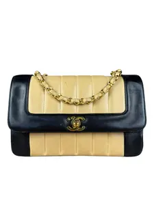 Pre-owned leather Shoulder Bags Chanel Mademoiselle Beige Chain Bag 1992