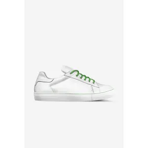 PURE Sneaker