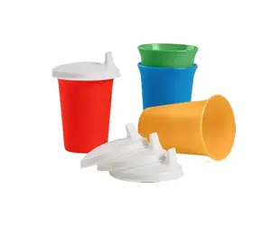 7oz cups with sipping lid set of 4  drinkware, reusable, handy