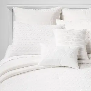 Threshold 8-Piece Jacquard Comforter Set Clipped Dot Design, White, King