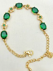 LuxuryGreenEmerald CrystalBraceletwithZirconiaAccentsAlloyChainElegantFashionJewelryforWomenPerfect for PartiesBirthdaysandMothersDayGiftsSyntheticGemstoneBraceletwithEverydayWearAdjustablewomevintagejewelrybracelets for women crystal accent tennis chain