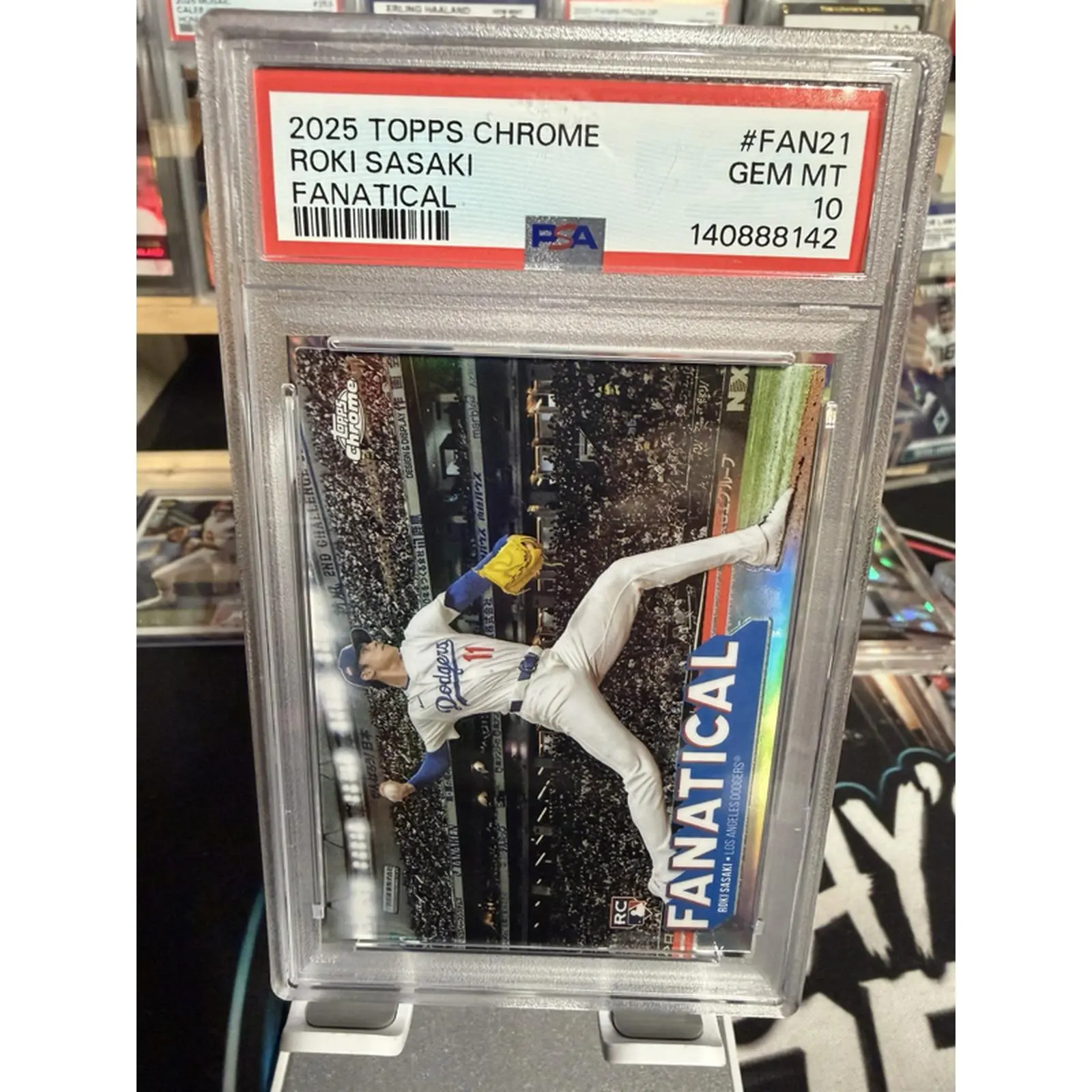 2025 Topps Chrome Roki Sasaki Fanatical #FAN21 Gem MT 10 140888142 Baseball Card