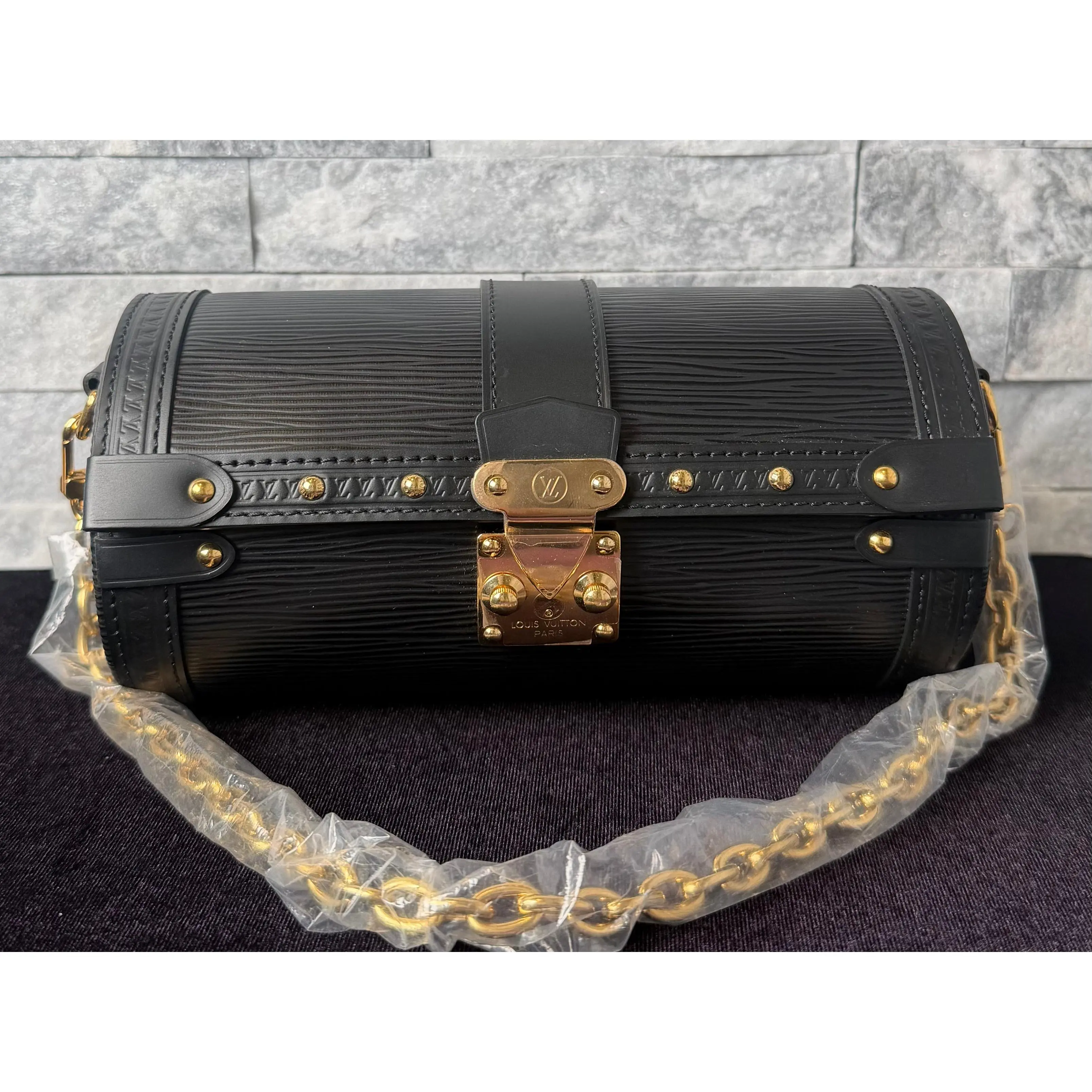 Pre-owned Louis Vuitton leather Shoulder Bags Papillon Trunk Black Epi Gold Hardware