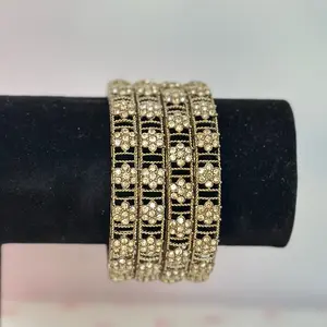 Flower Bangles with Stonework - Set of 4 - Mehendi Base Rhinestone Decorated Bracelet Fashionable Bracelet Jewelry Accessory