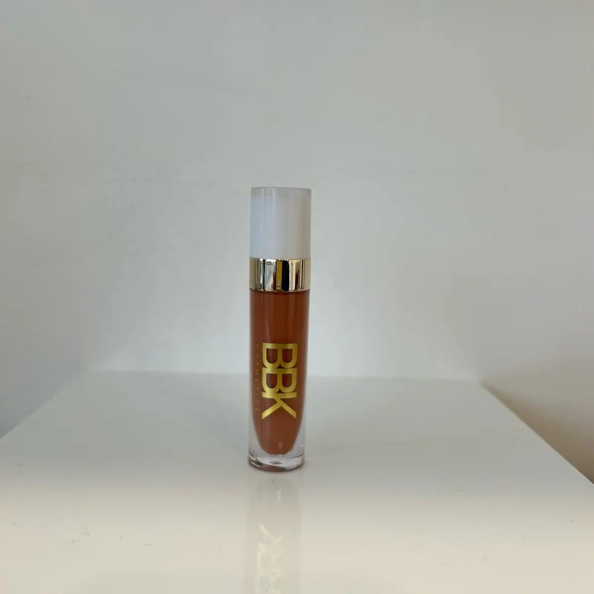 BBK Cosmetics New York Velvet Lipstick Shade Mona Love - Lipstick for matte finish - Beauty