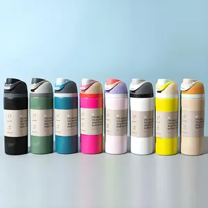 24oz Reusable Vacuum Insulated Stainless Steel Water Bottle with Straw, 1 Count BPA Free Sports Water Bottle, Outdoor Tableware for Camping Trips and School, Drinkware