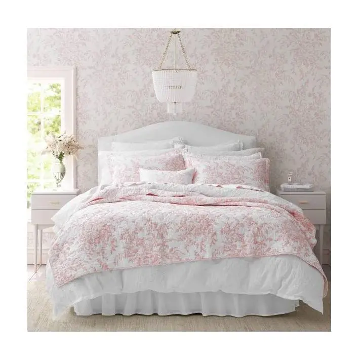 Laura Ashley Bedford Pink/White Full/Queen Quilt Set