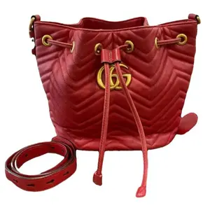 Pre-owned GUCCI GG Marmont Matelassé Bucket Bag (Red) th260301104
