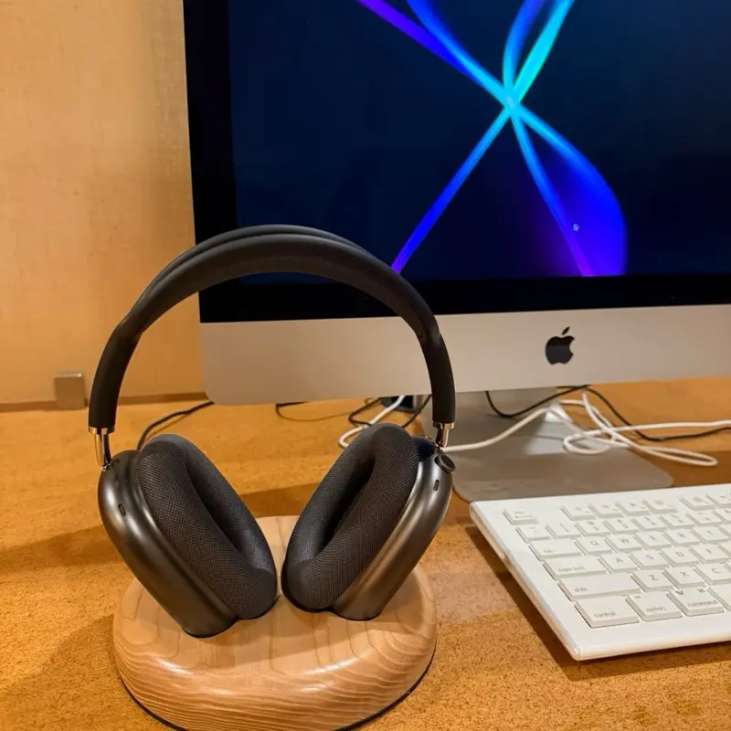 Wooden Stand for AirPods Max – Elegant, Functional, Handcrafted