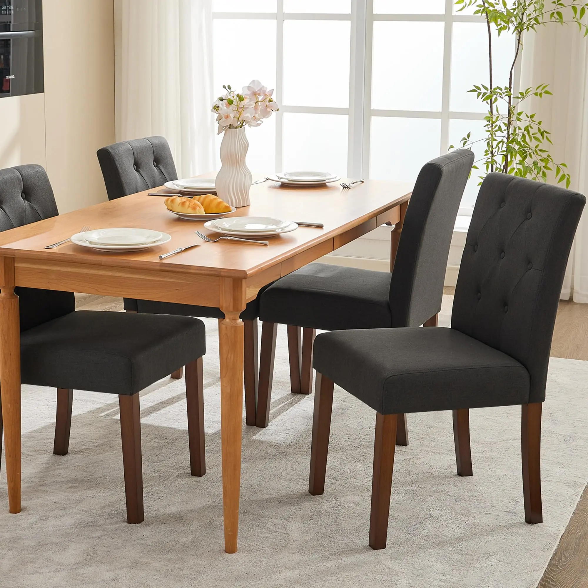 Garvee Upholstered Dining Chairs Set of 4, Button Tufted Parsons Chairs with Wood Legs and Padded Seat, Modern Fabric Side Chairs for Dining Room Kitchen Farmhouse Hotel, Black
