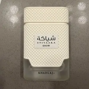 Product Review of Khadlaj Shiyaaka Snow for Men Eau de Parfum Spray, 3.4 Ounce from C**e