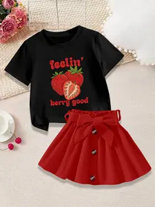 2-Piece, Girls' Casual Cute Crew Neck Short Sleeve T-Shirts and Skirt Sets, Strawberry Pattern Prints, Adorable Blast for Stylish and Sweet Outfits!